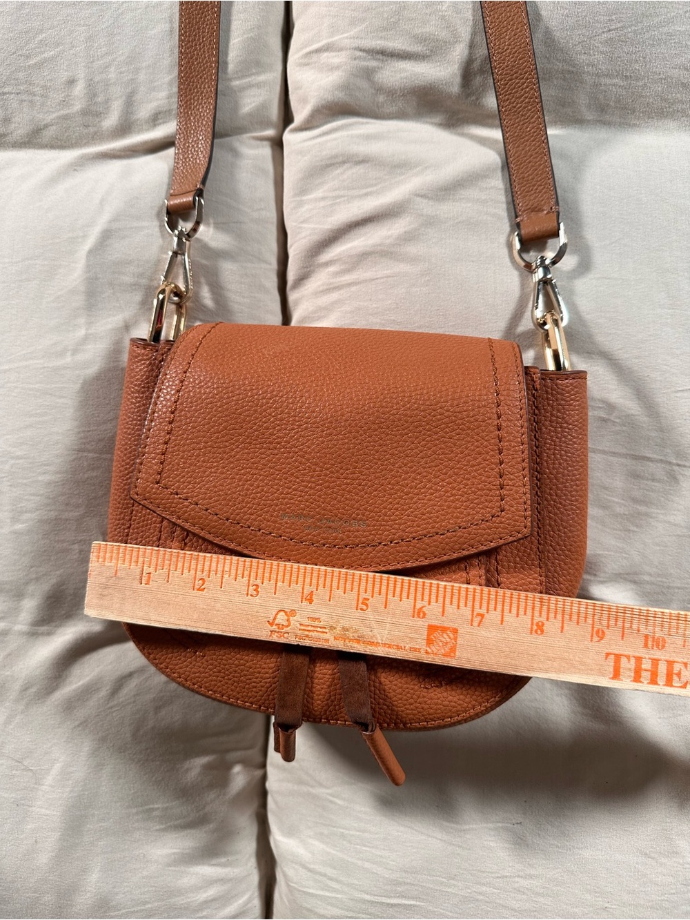 Marc Jacob’s Maverick Shoulder Bag Cognac Tan Leather Crossbody Coquette - Picture 6 of 16
